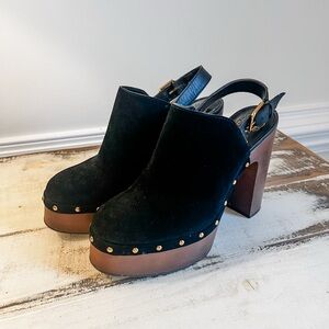 Vince Camuto Black and Brown Platform Mules